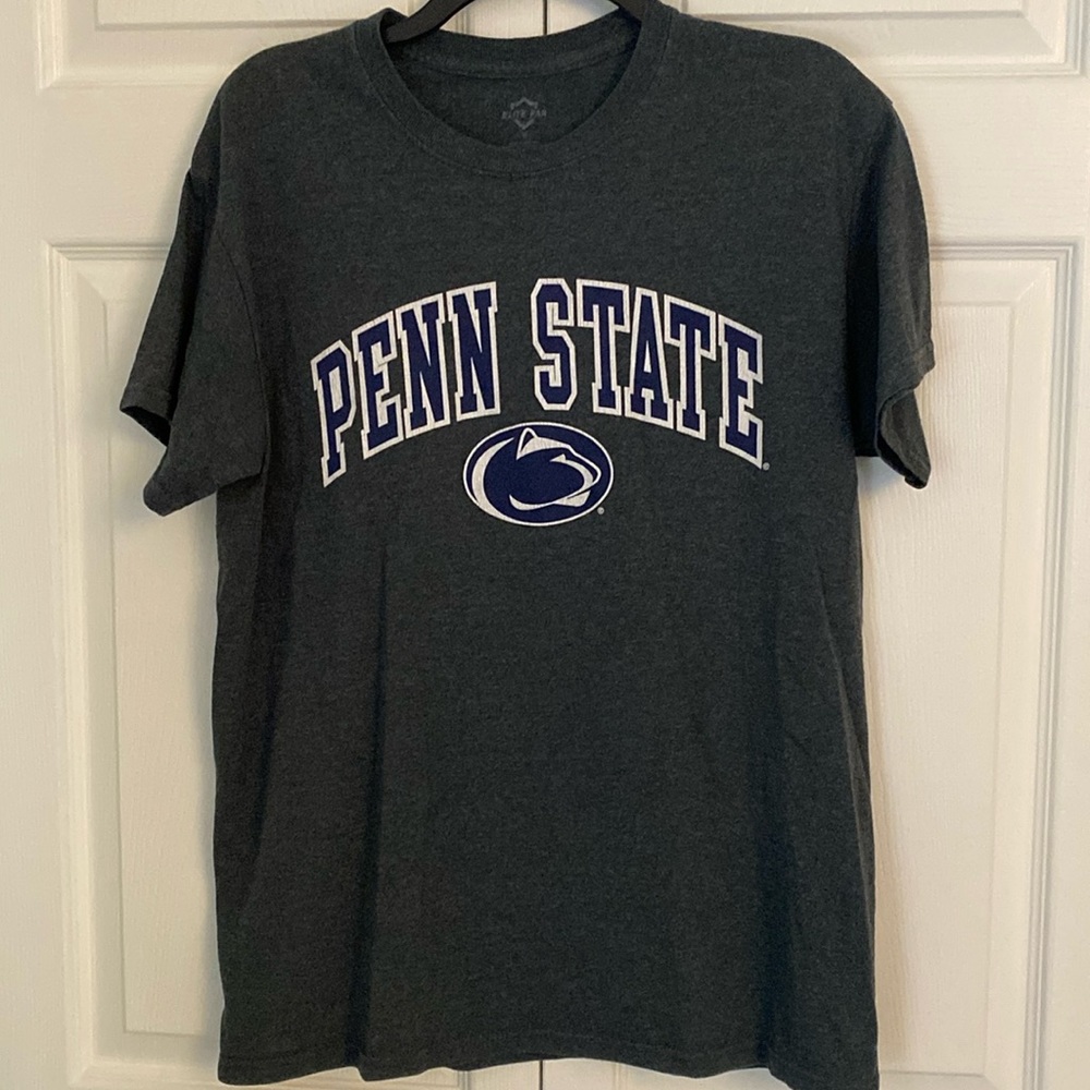 Men’s size large M short sleeve Penn State shirt - nice condition